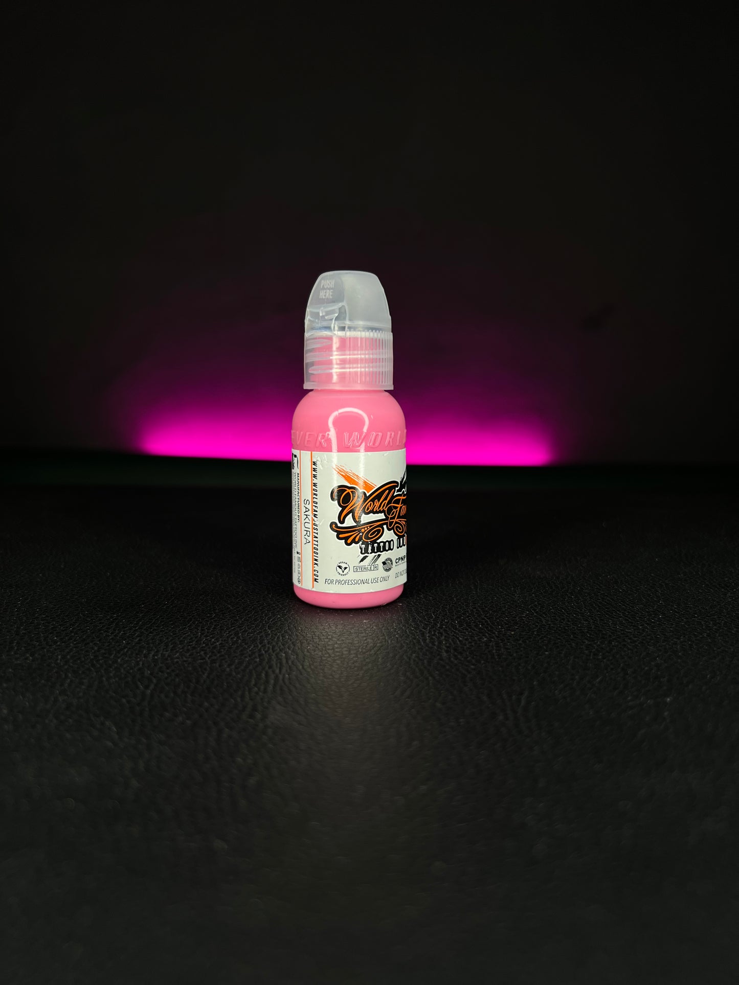 World Famous - Pink